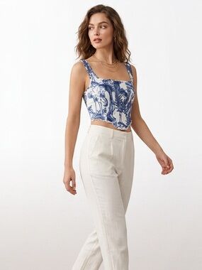 Blue & White Floral Print Crop Top Size Large Unlined